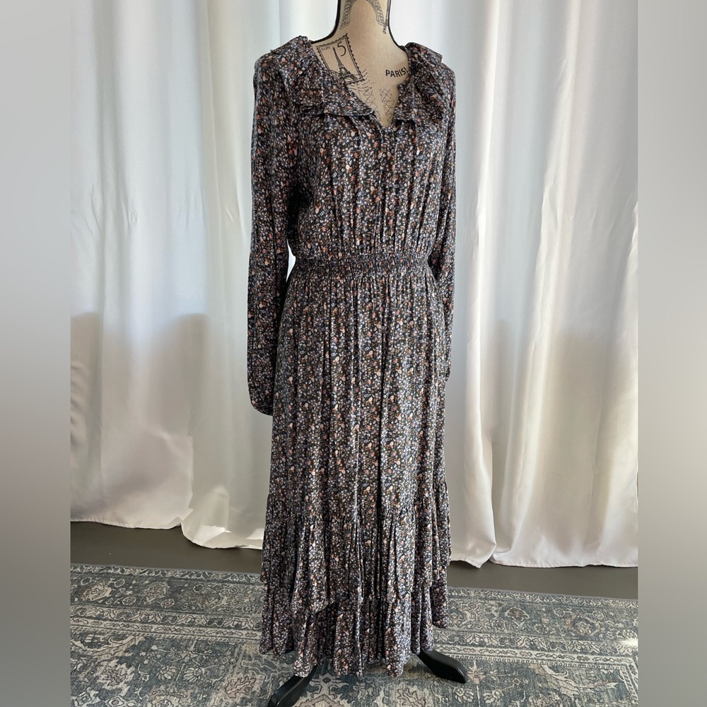Universal Thread Multicolor Floral Long Sleeve Dress